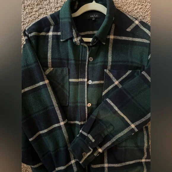 PacSun green and black flannel - Picture 3 of 3